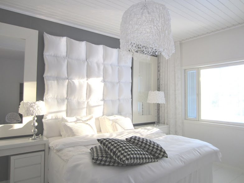 Cách lựa chọn tranh treo tường cho phòng ngủ