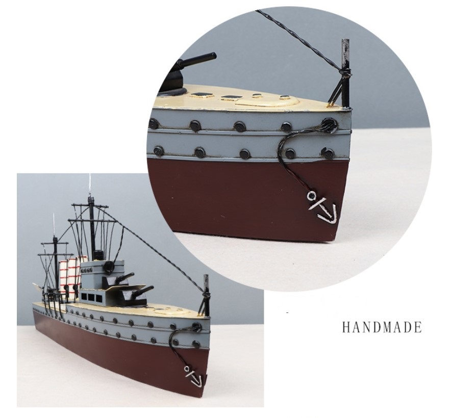 Mô hình tàu chiến kim loại cổ điển