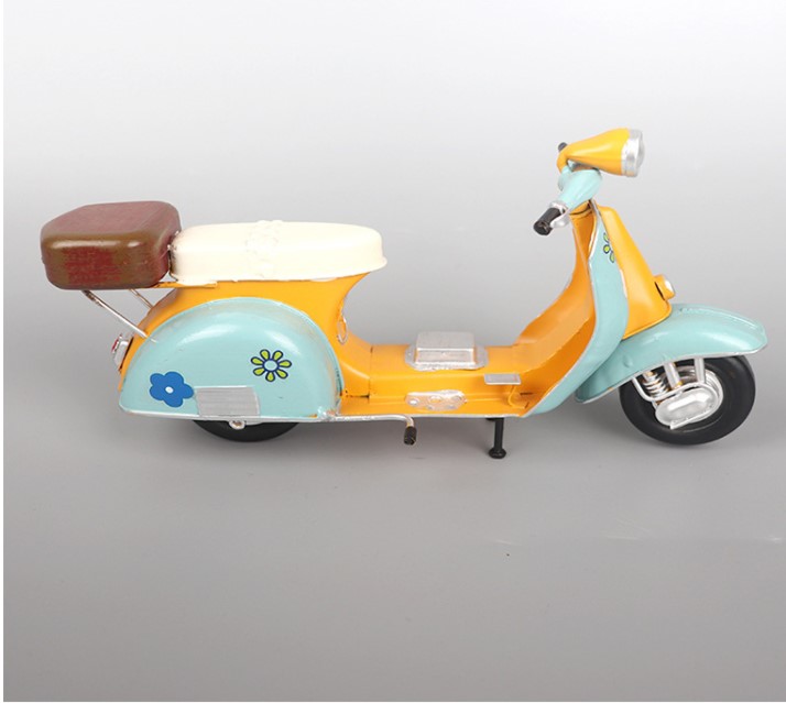 mo hinh vespa co