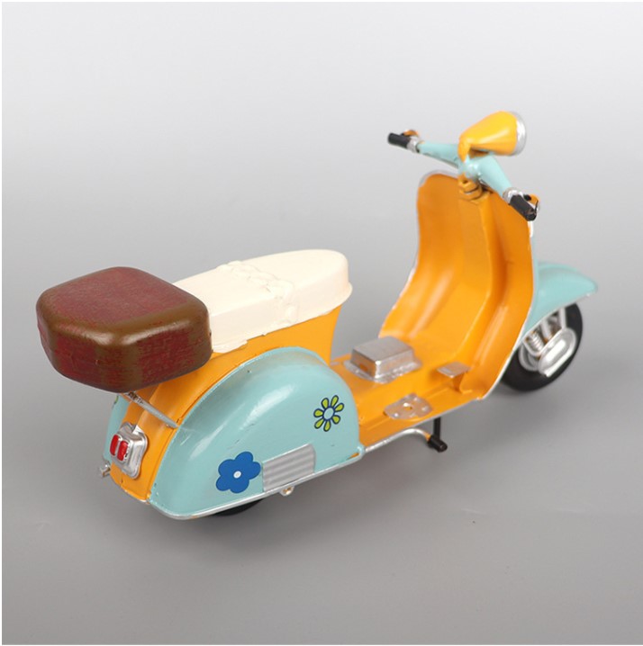 mo hinh vespa co
