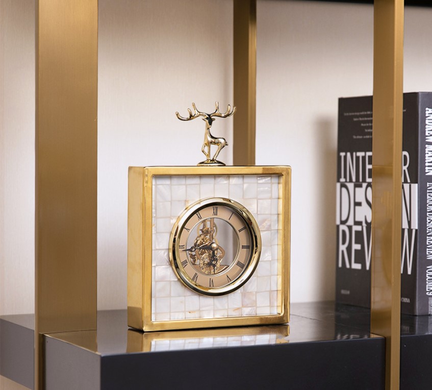 dong ho de ban bang dong