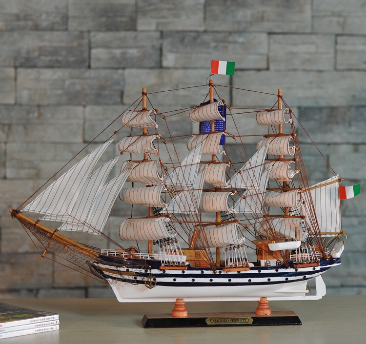 Mô hình thuyền buồm phong thủy bằng gỗ