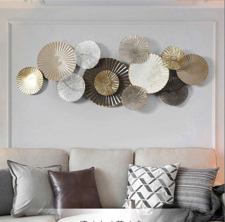 tranh kim loai trang tri phong khach