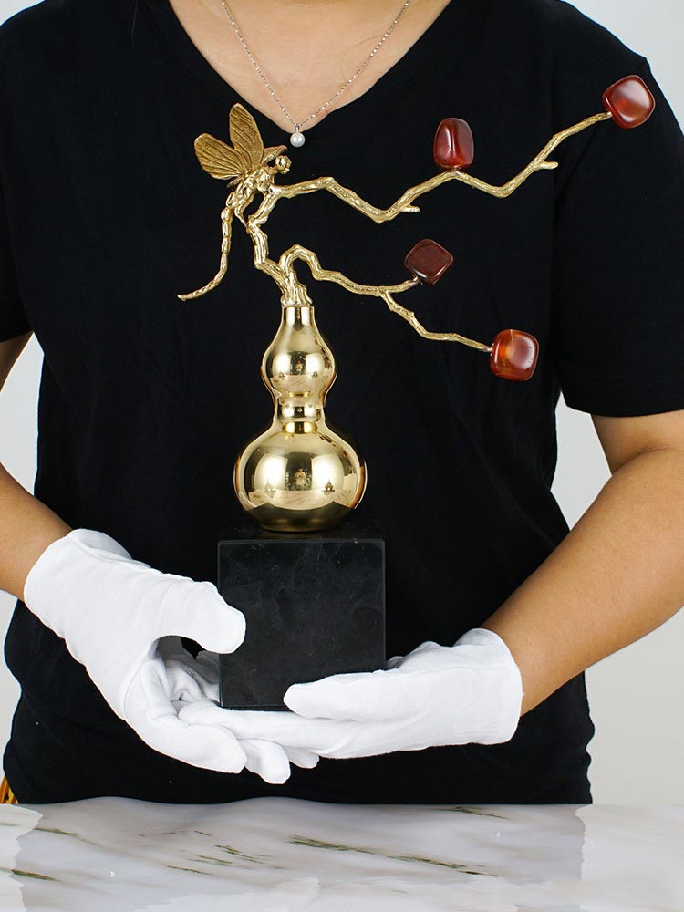 Tượng Hồ Lô may mắn trang trí phòng khách