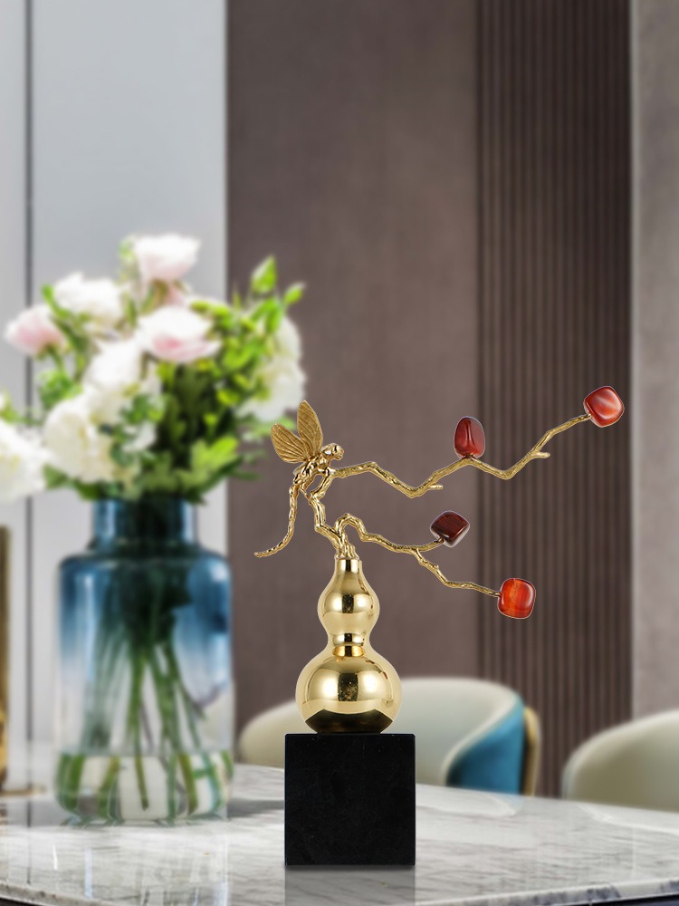 Tượng Hồ Lô may mắn trang trí phòng khách