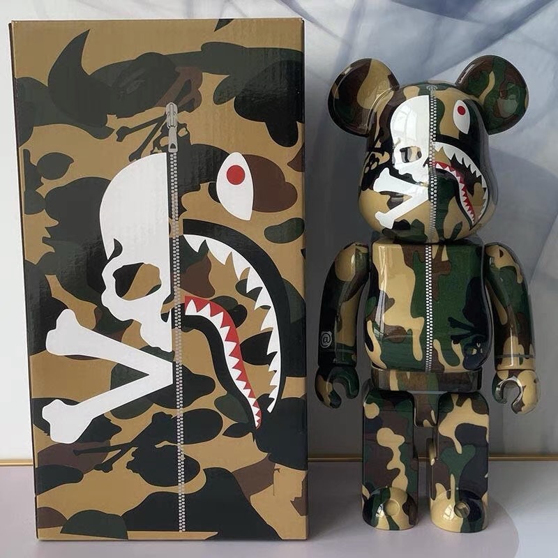 Gấu Bear ngụy trang cá mập size để bàn