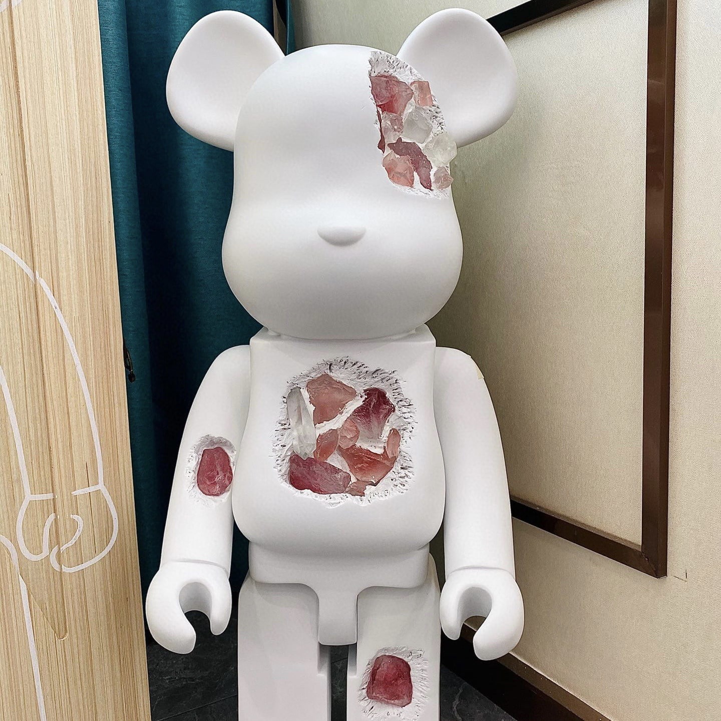 Gấu Bearbrick phiên bản xói mòn pha lê cao cấp 70cm