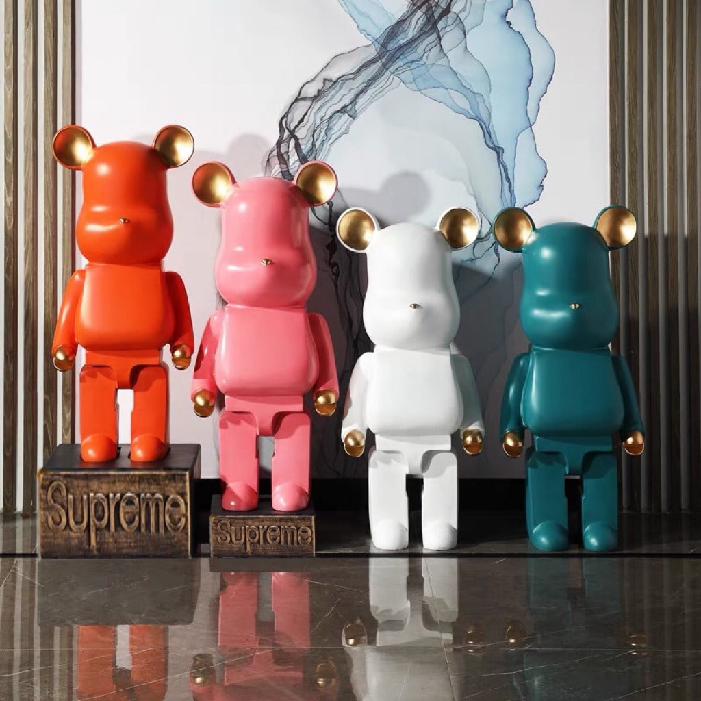 Gấu bearbrick bụng bự nhiều màu trang trí nội thất 