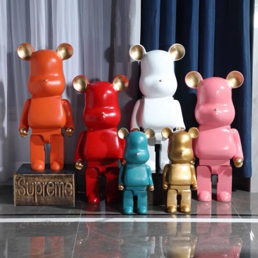 Gấu bearbrick bụng bự nhiều màu trang trí nội thất 