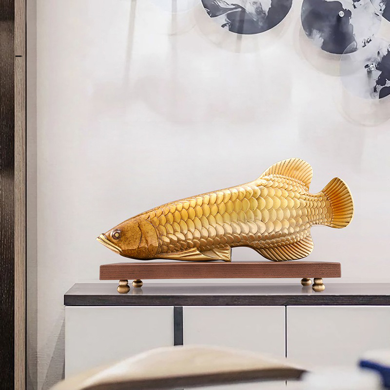 Cá rồng bằng đồng mang lại may mắn