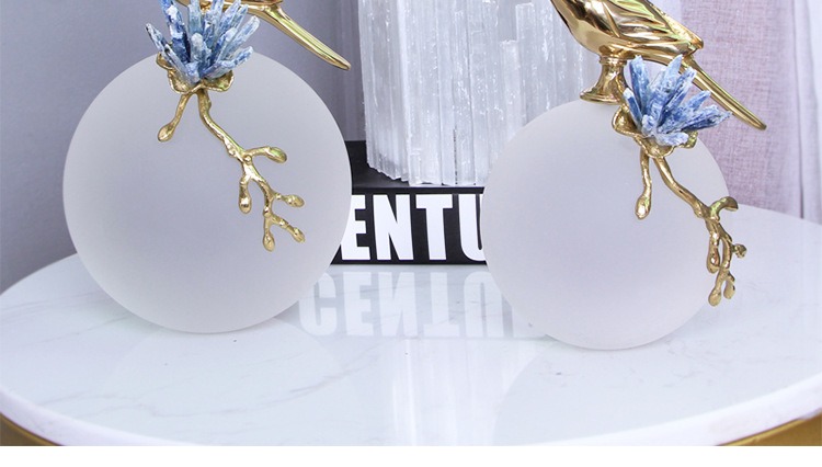 Mẫu chim pha lê đẹp mắt trang trí phòng khách