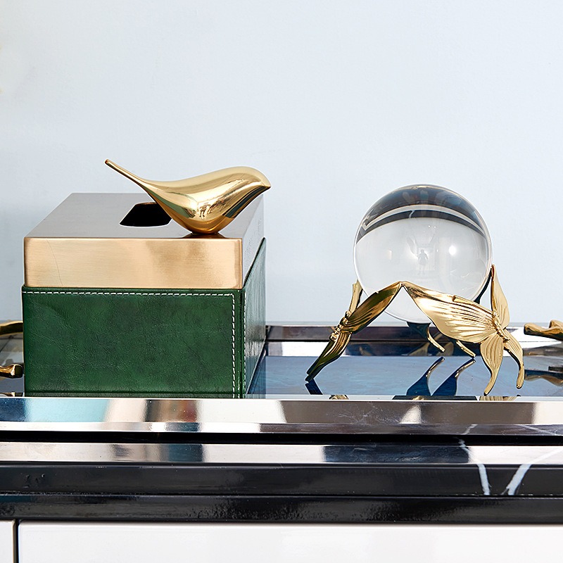 Cặp quả cầu pha lê hồ điệp để bàn