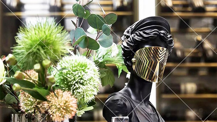 Tượng nghệ thuật cô gái bí ẩn