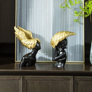 Tượng nghệ thuật “Tiên hắc ám”