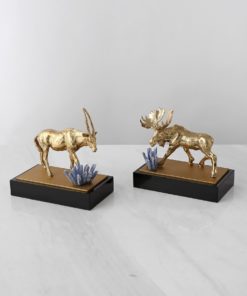 Con nai sừng tấm