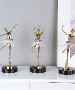 Bộ 3 nghệ sĩ múa ballet