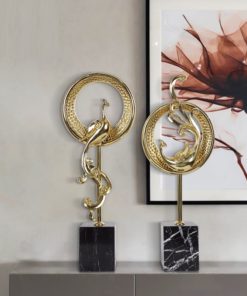 Đôi công phượng decor phòng khách