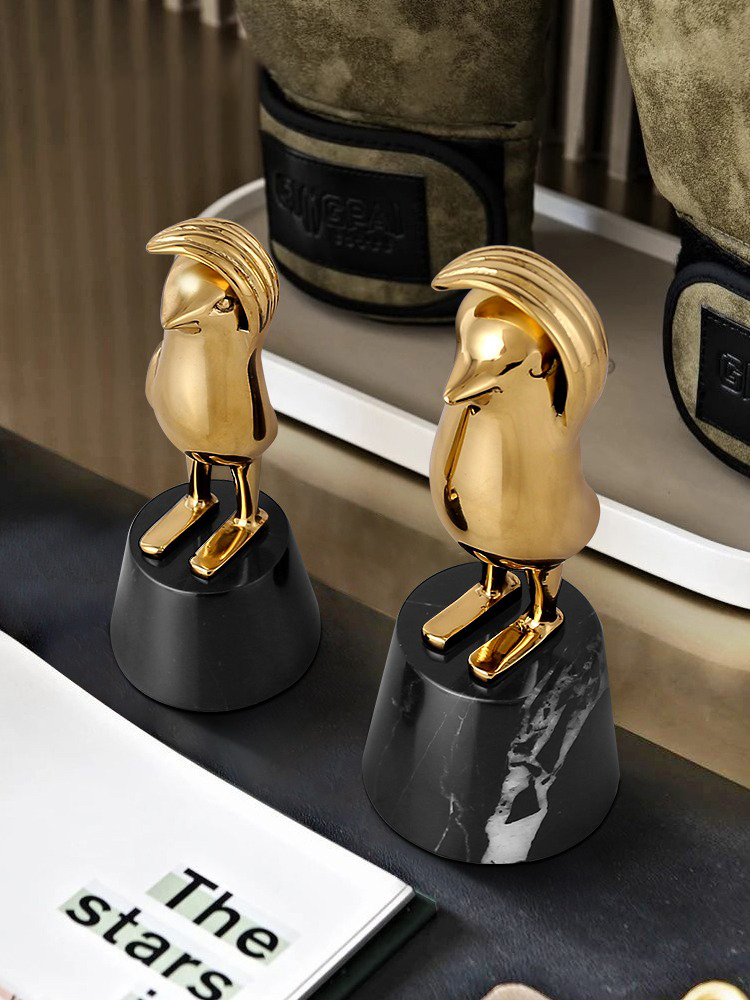 Tượng chim cánh cụt