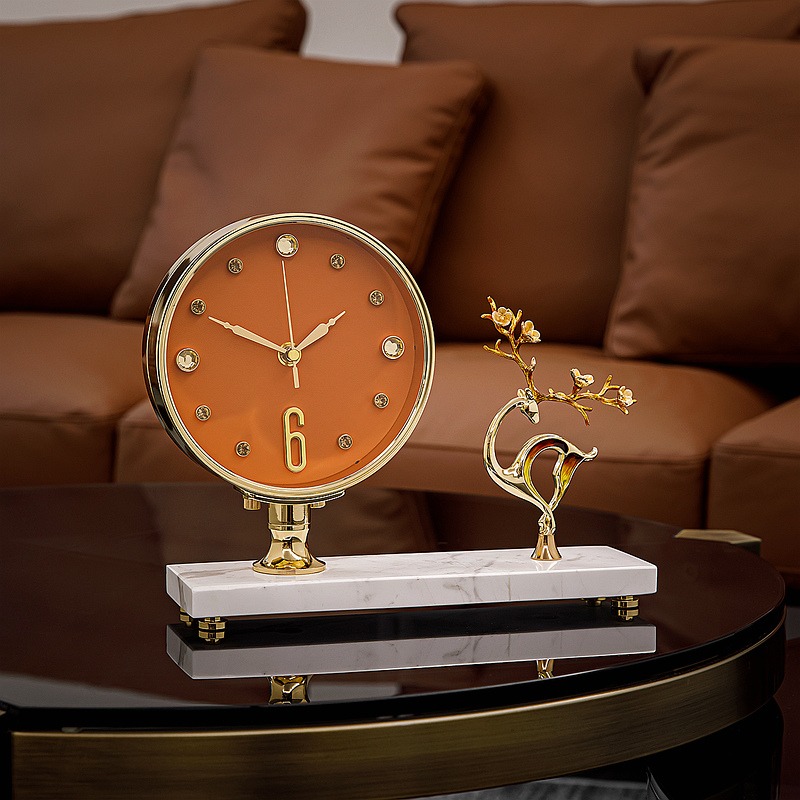 dong ho de ban 1 Đồng hồ phong cách châu âu để bàn