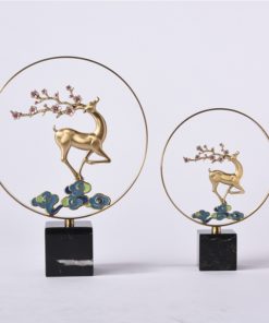 Hươu anh đào cưỡi mây