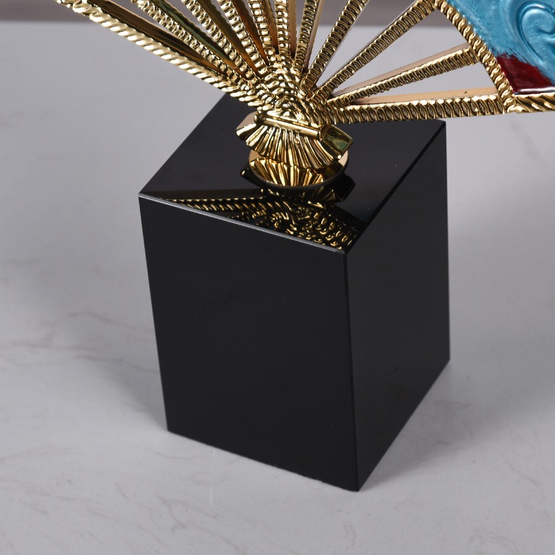 kich thuoc mo hinh quat chim hac