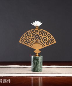 Quạt hoa văn cổ điển