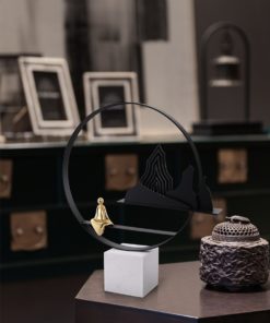 Mẫu thiền dưới núi