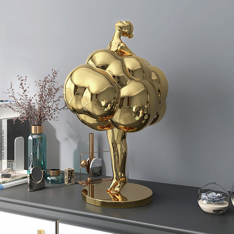 Tượng nữ vũ công uyển chuyển