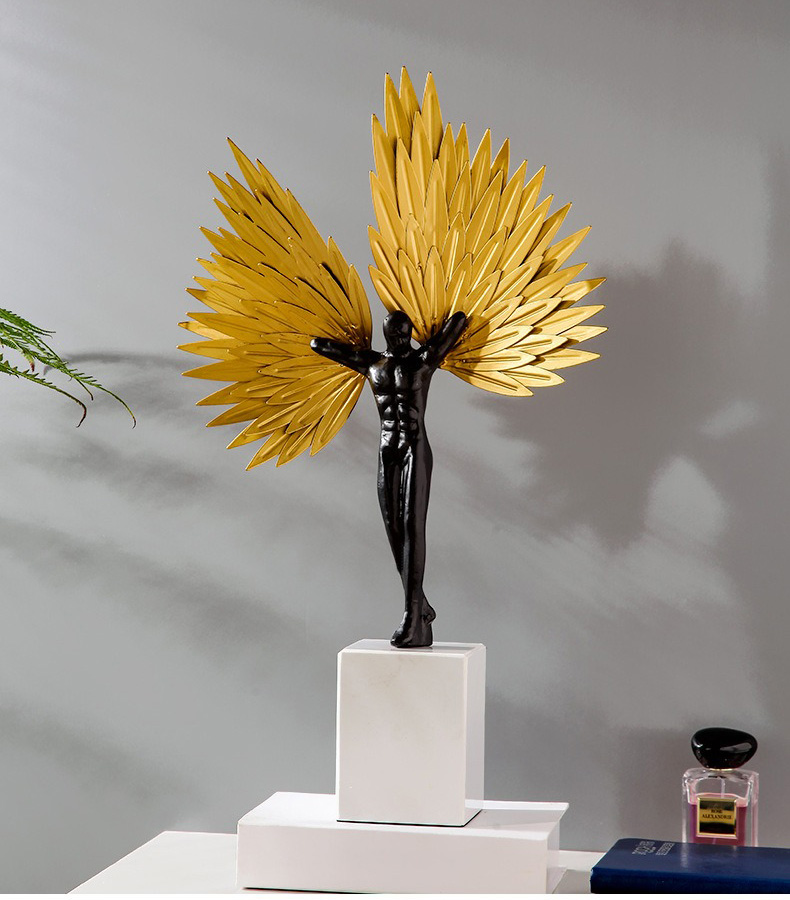 tuong-nam-than 1 Tượng nam thần bóng đêm