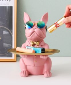 Chó nhỏ bưng khay xinh xắn