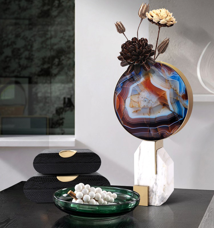 Bình cắm hoa khô bằng đá cẩm thạch