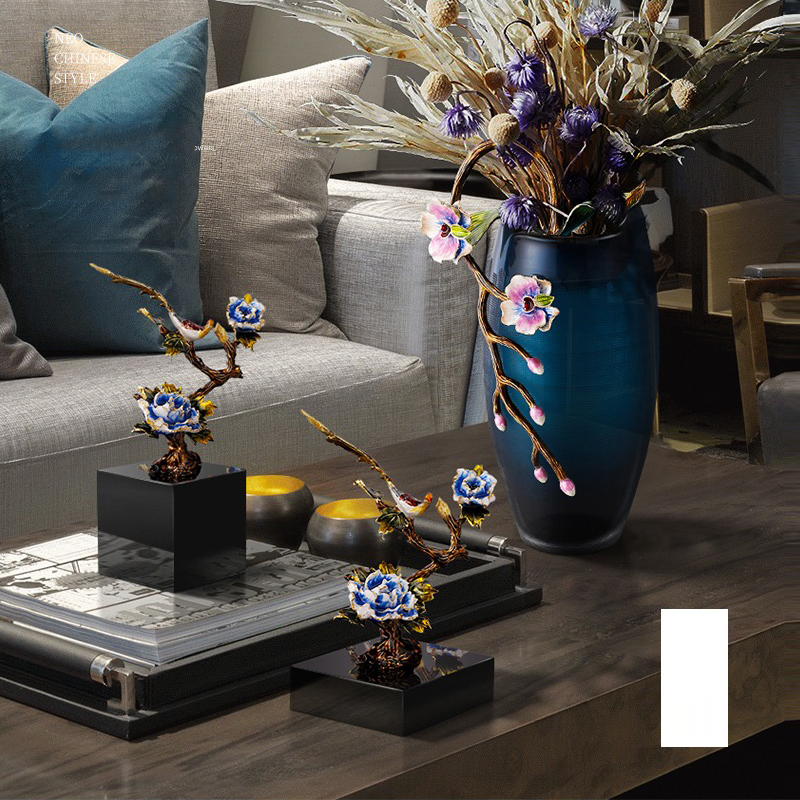 Decor chim và hoa để bàn