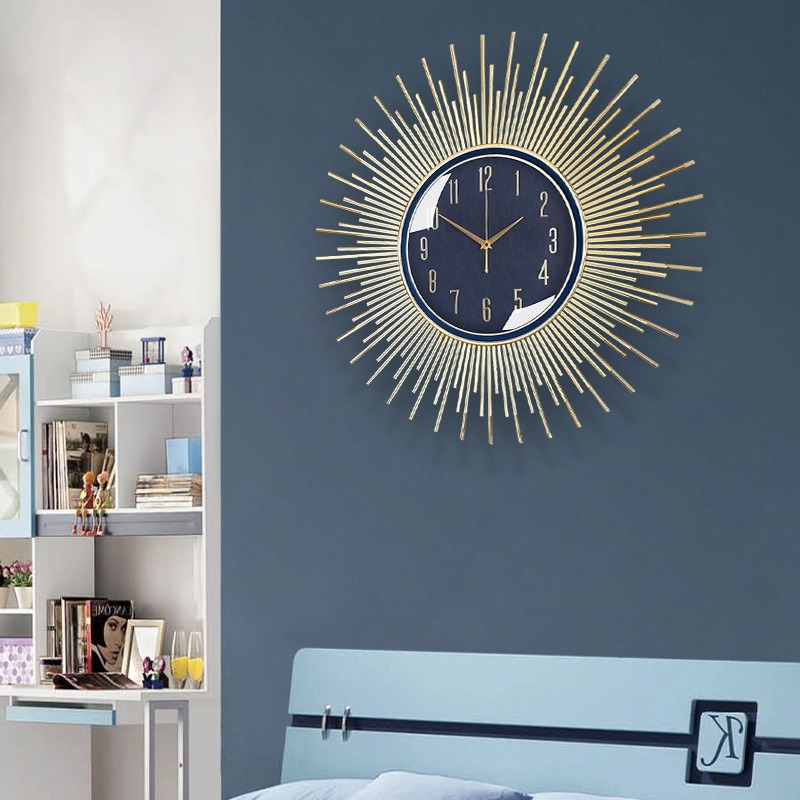 dong-ho-treo-tuong-don-gian 4 Đồng hồ treo tường dáng tròn