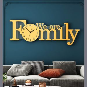 Đồng hồ treo tường "We Are Family"