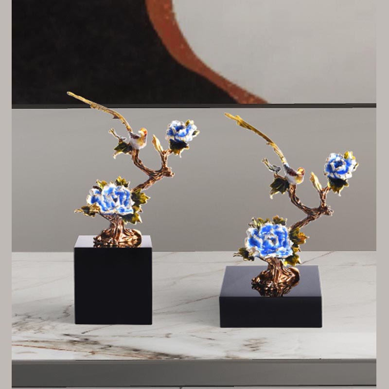 Decor chim và hoa để bàn