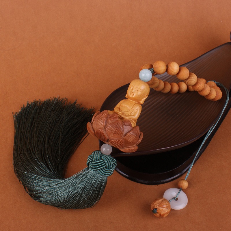 4_O1CN01ddO25Y1DJLwXkhgtR_!!3985600195-0-cib Khánh treo ô tô mặt Phật điêu khắc ý nghĩa