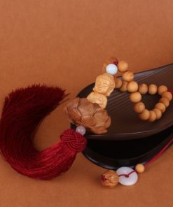 Khánh treo ô tô mặt Phật điêu khắc ý nghĩaKhánh treo ô tô mặt Phật điêu khắc ý nghĩa