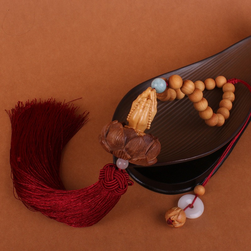 9_O1CN01DXW8x81DJLwIUeL1D_!!3985600195-0-cib Khánh treo ô tô mặt Phật điêu khắc ý nghĩa