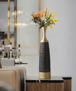 Bình căm hoa khô đơn giản, hiện đại