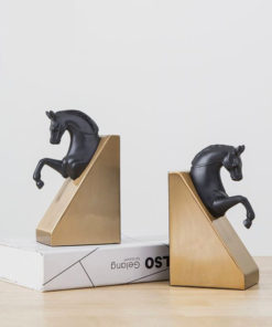 Chặn sách hình đầu ngựa bắt mắt