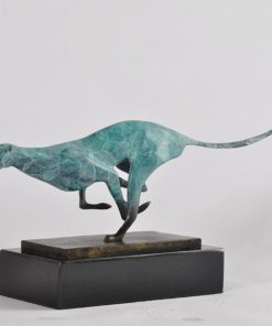 Tượng con báo phong thủy
