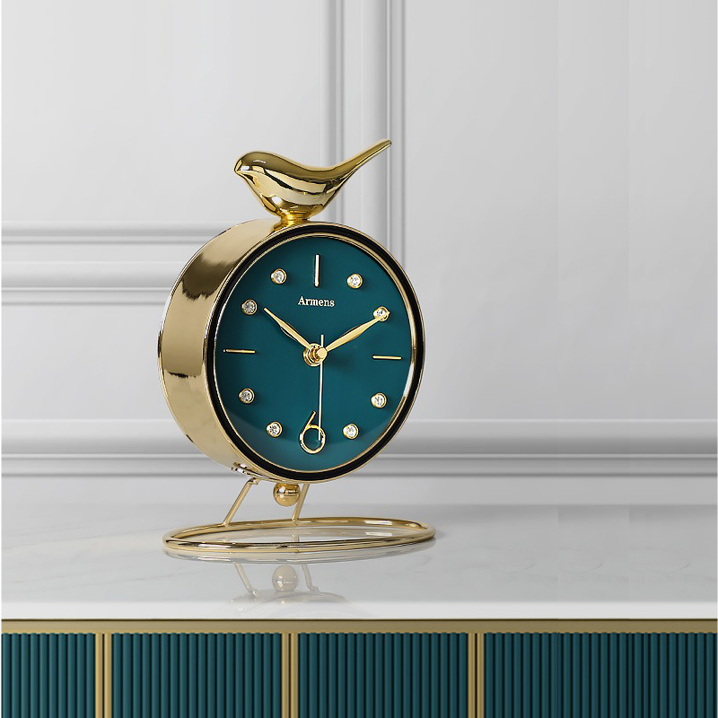 Đồng hồ để bàn chú chim nhỏ độc lạ Đồng hồ để bàn chú chim nhỏ độc lạ