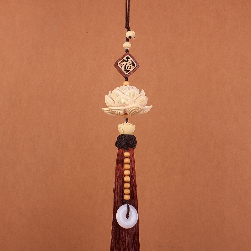 khanh treo oto hoa sen Dây treo oto búp sen đồng điếu ngọc