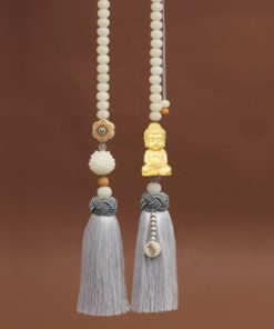 Khánh treo xe hơi xinh xắn tài lộc