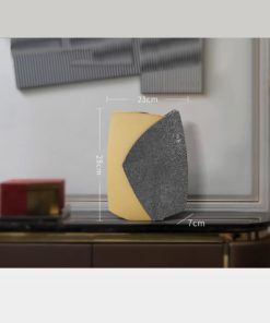 Lọ hoa trang trí sang trọng bắt mắt