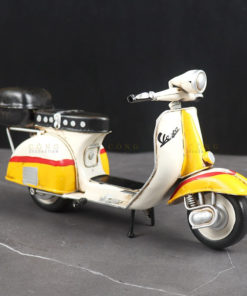 Mô hình xe vespa cổ CD4 bền bỉ