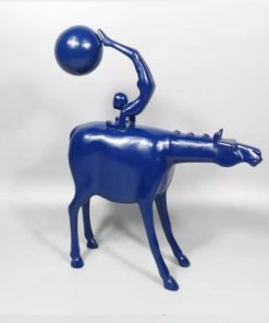 Mô hình người trên lưng ngựa nghệ thuật