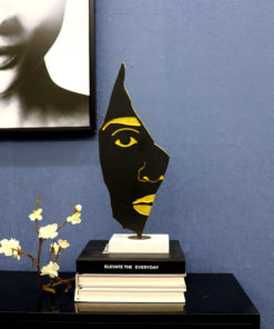 Mô hình trìu tượng sáng tạo lạ