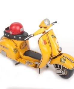 Mô hinh xe vespa cổ
