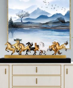 Tượng bát mã truy phong